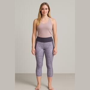 Under Armour Cropped Purple Cropped Leggings Size Medium